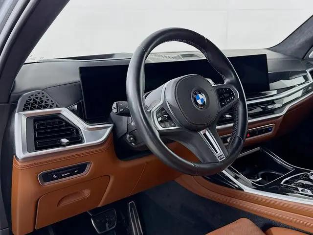 2024 BMW X7 M60i