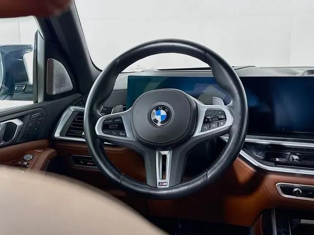 2024 BMW X7 M60i