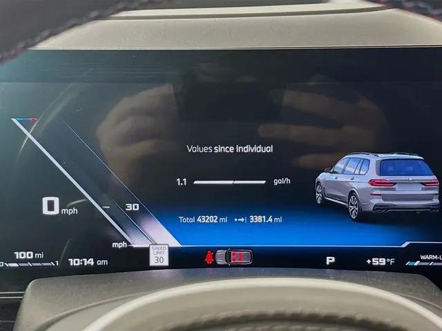 2024 BMW X7 M60i