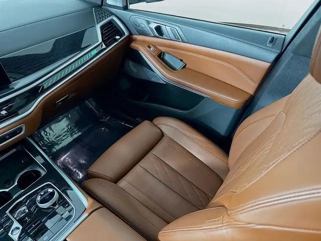 2024 BMW X7 M60i