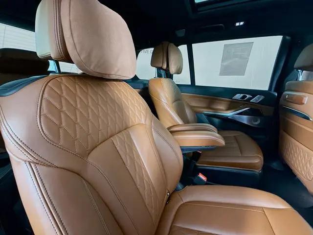 2024 BMW X7 M60i