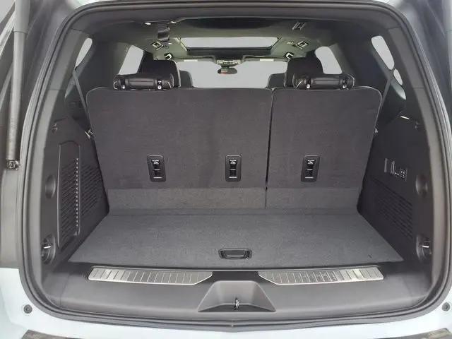 2026 Chevrolet Tahoe 4WD Premier