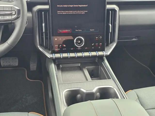 2026 GMC Acadia AT4 AWD