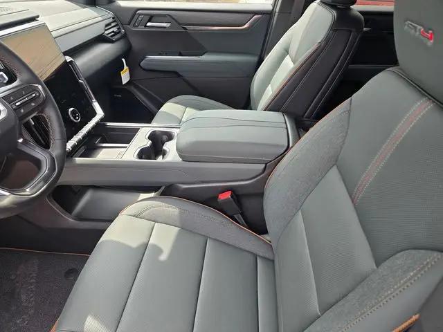2026 GMC Acadia AT4 AWD