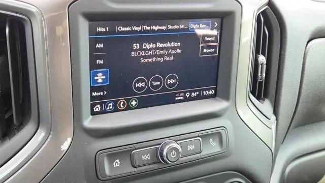 2026 Chevrolet Silverado 1500 2WD Crew Cab Short Bed Custom