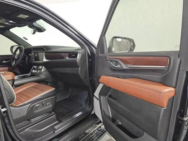 2023 GMC Yukon XL 4WD Denali Ultimate