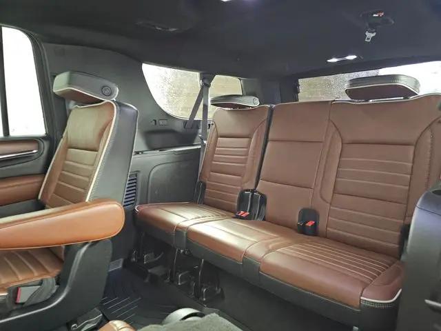 2023 GMC Yukon XL 4WD Denali Ultimate