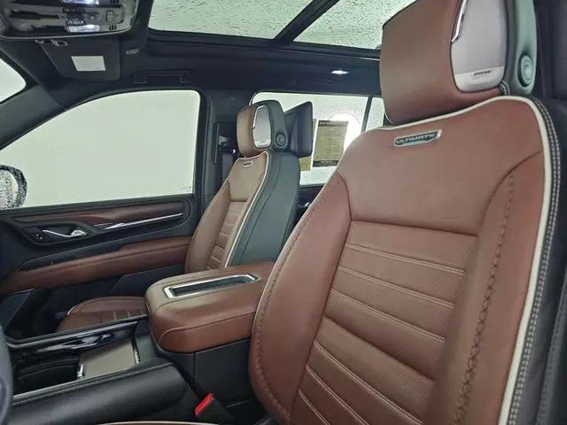 2023 GMC Yukon XL 4WD Denali Ultimate