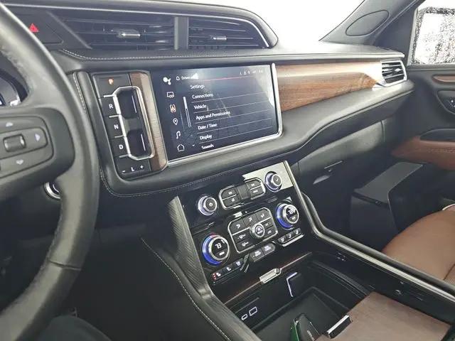 2023 GMC Yukon XL 4WD Denali Ultimate