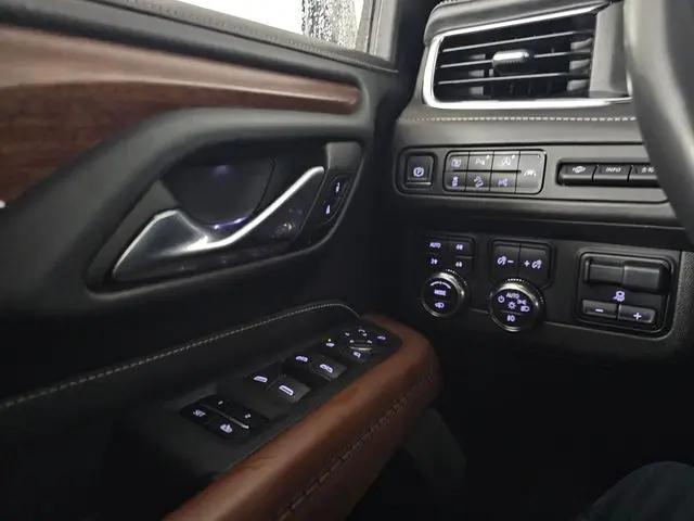 2023 GMC Yukon XL 4WD Denali Ultimate