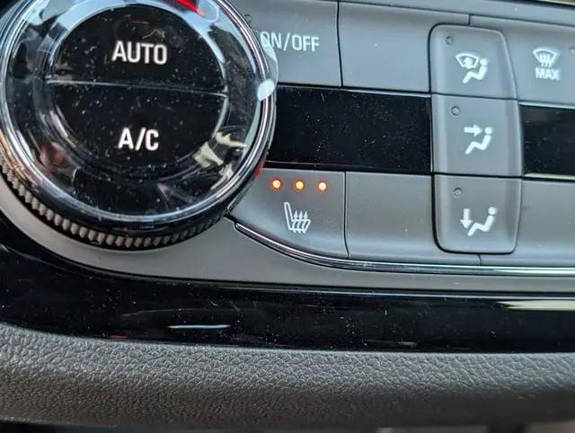 2026 Buick NV Sport Touring FWD