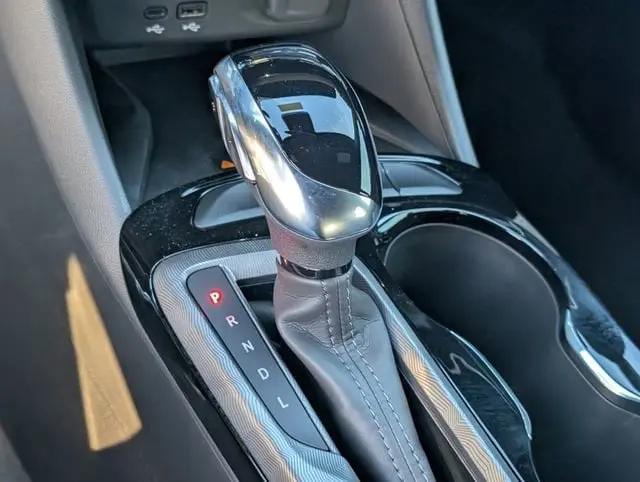 2026 Buick NV Sport Touring FWD