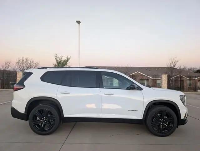 2026 GMC Acadia Elevation FWD