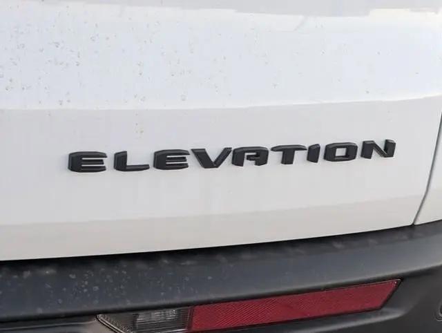 2026 GMC Acadia Elevation FWD