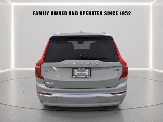 2024 Volvo XC90 B5 Plus Bright Theme