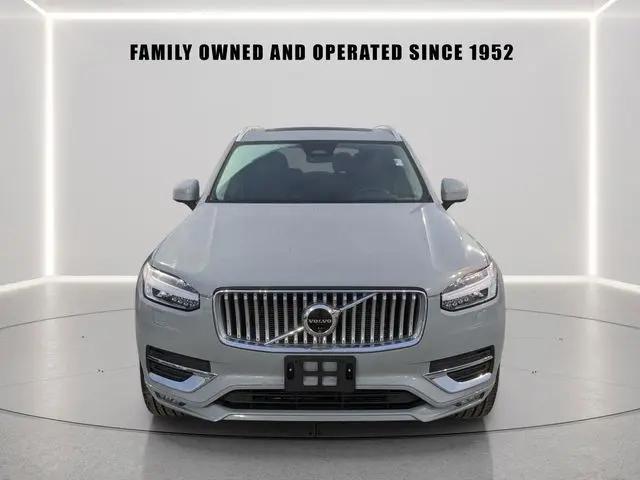 2024 Volvo XC90 B5 Plus Bright Theme