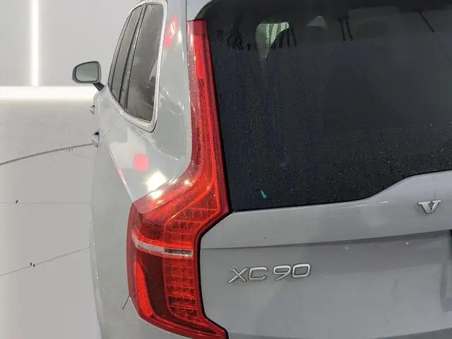 2024 Volvo XC90 B5 Plus Bright Theme
