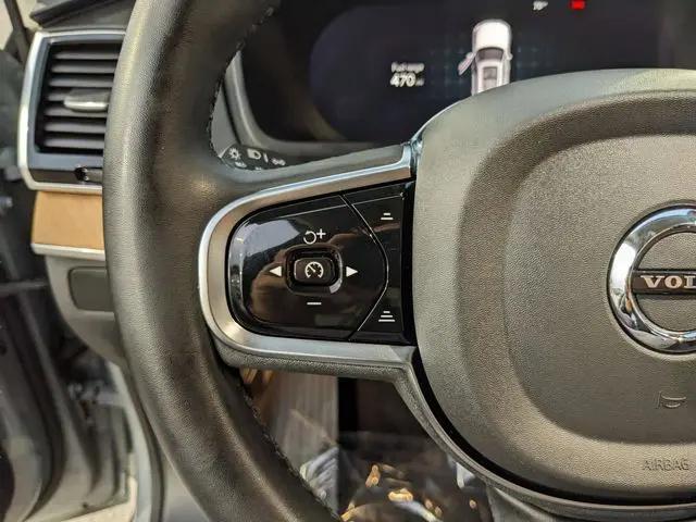 2024 Volvo XC90 B5 Plus Bright Theme