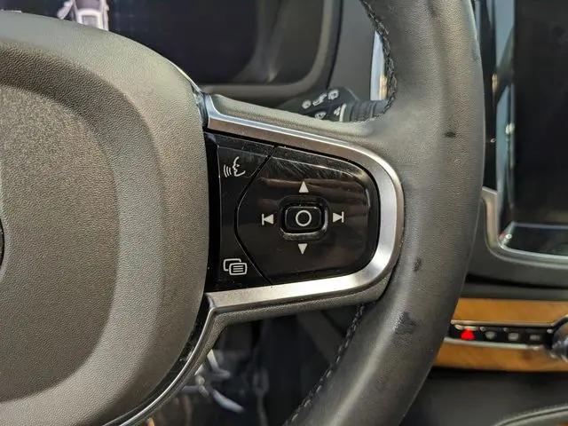 2024 Volvo XC90 B5 Plus Bright Theme