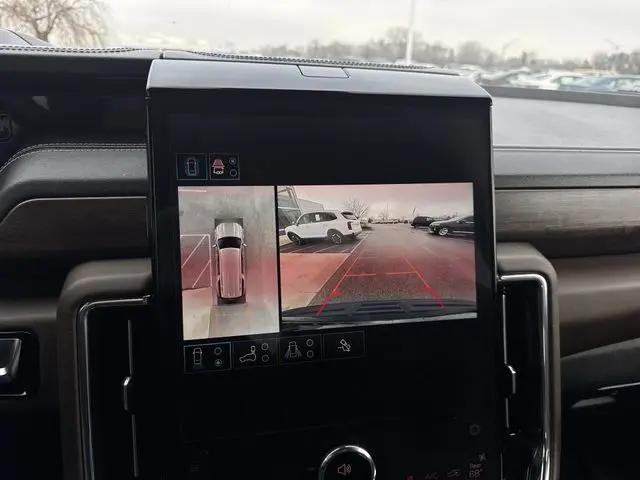 2025 GMC Yukon XL 4WD Denali Ultimate