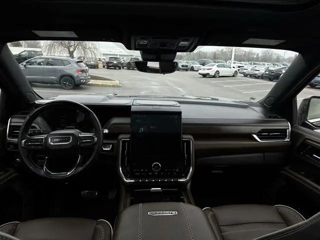 2025 GMC Yukon XL 4WD Denali Ultimate