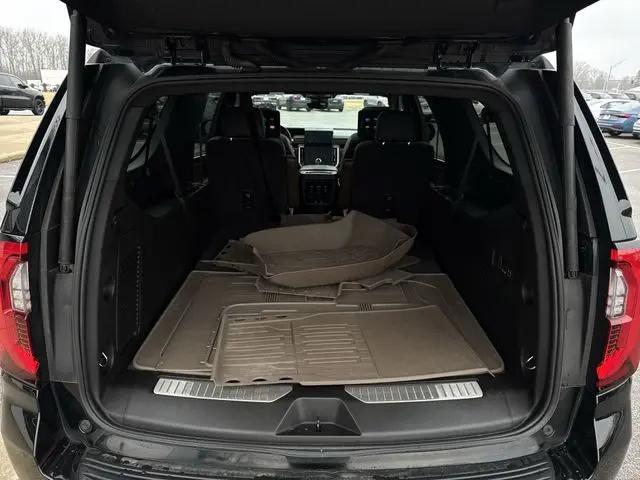 2025 GMC Yukon XL 4WD Denali Ultimate