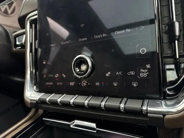 2025 GMC Yukon XL 4WD Denali Ultimate