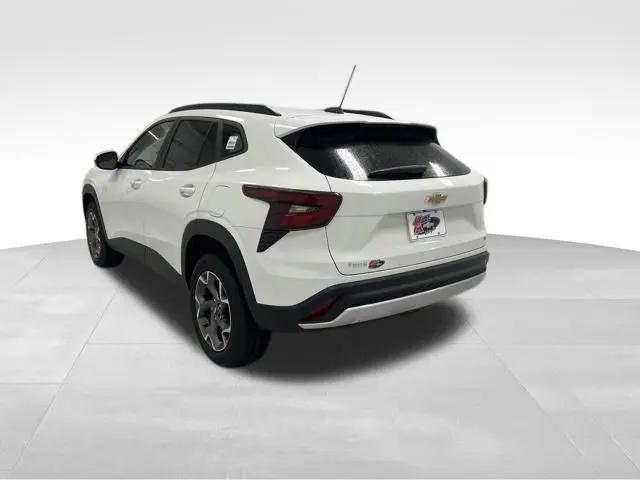 2026 Chevrolet Trax FWD LT