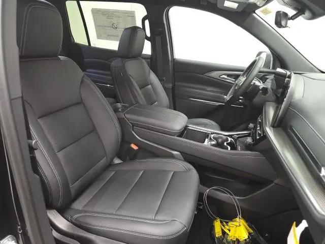 2026 Chevrolet Traverse AWD LT