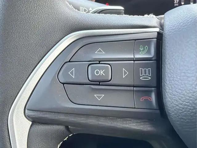 2026 Jeep Grand Cherokee L Altitude 4x4