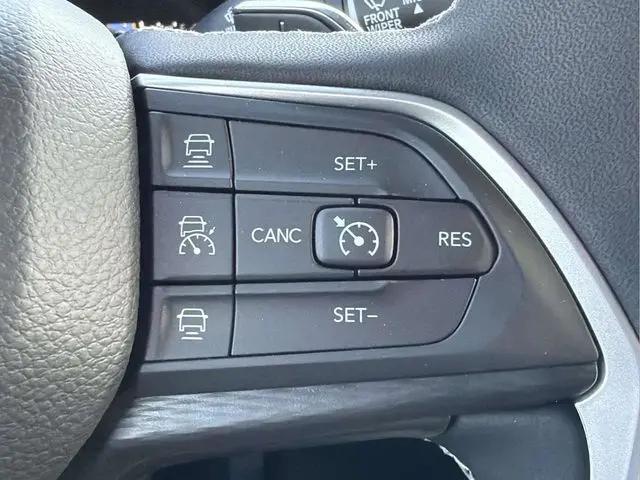 2026 Jeep Grand Cherokee L Altitude 4x4