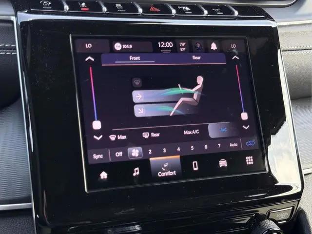 2026 Jeep Grand Cherokee L Altitude 4x4