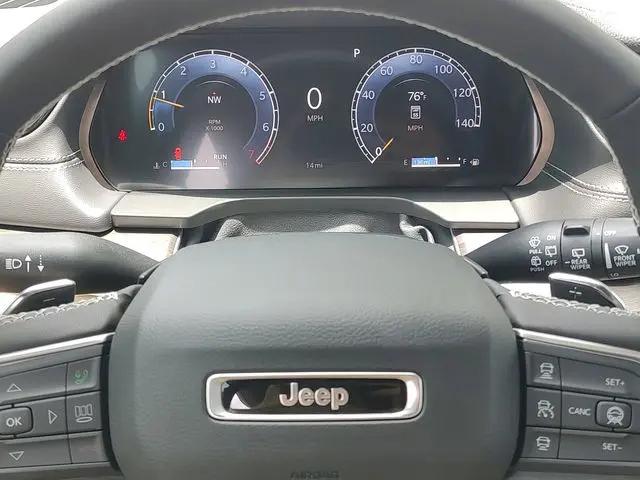 2026 Jeep Grand Cherokee Limited 4x2