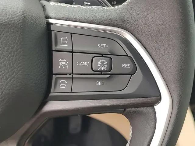 2026 Jeep Grand Cherokee Limited 4x2
