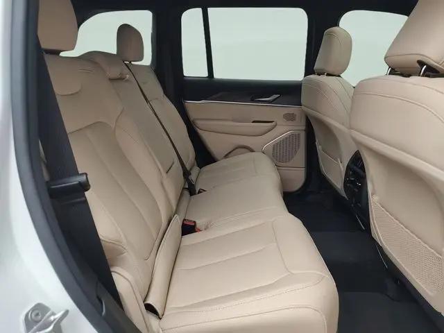 2026 Jeep Grand Cherokee Limited 4x2