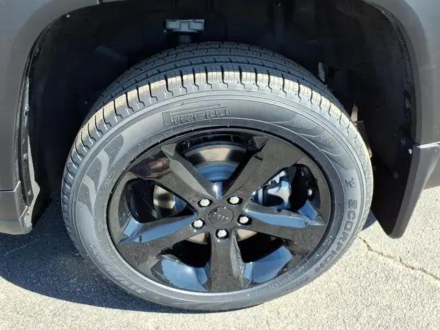2026 Jeep Grand Cherokee L Limited 4x2