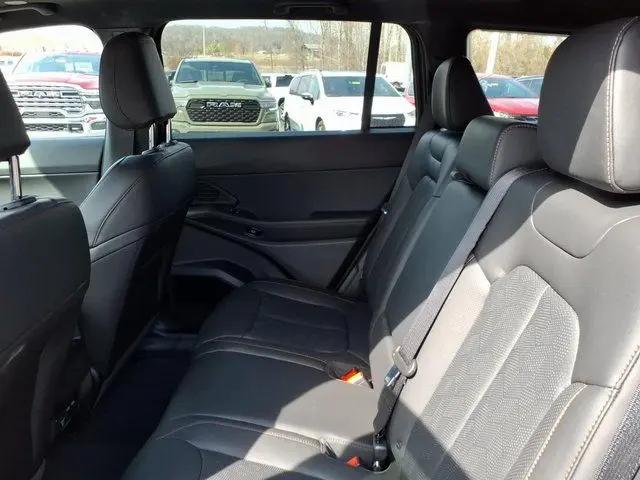 2026 Jeep Cherokee Overland 4x4