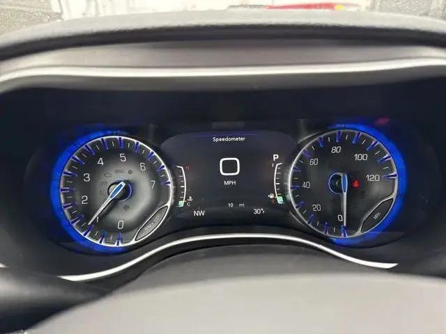 2026 Chrysler Pacifica Select AWD