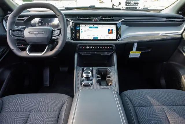 2026 Jeep Cherokee Laredo 4x4