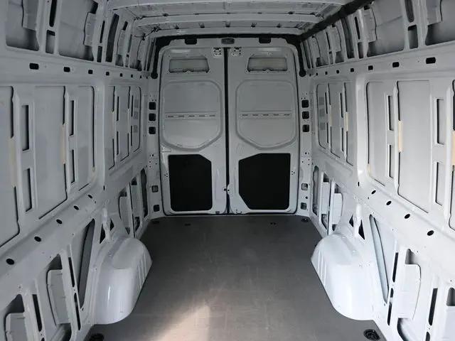 2023 Mercedes-Benz Sprinter 2500 High Roof 4-Cyl Gas