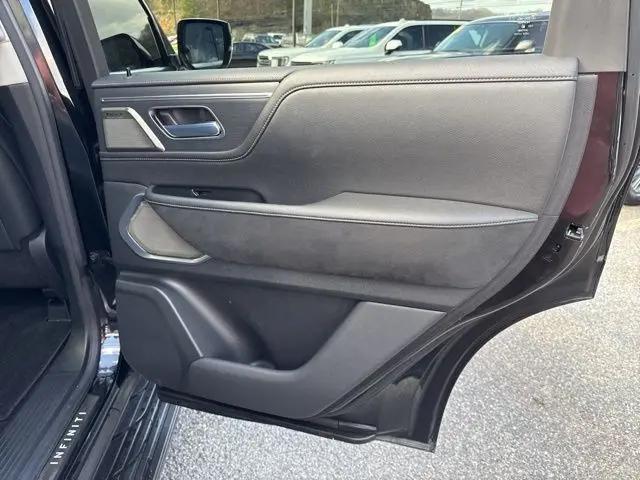 2025 INFINITI QX80 SENSORY AWD