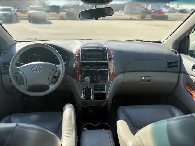 2006 Toyota Sienna XLE Limited