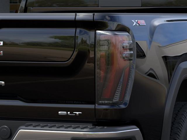 2026 GMC Sierra 2500HD Crew Cab, Standard Bed, SLT, 4WD