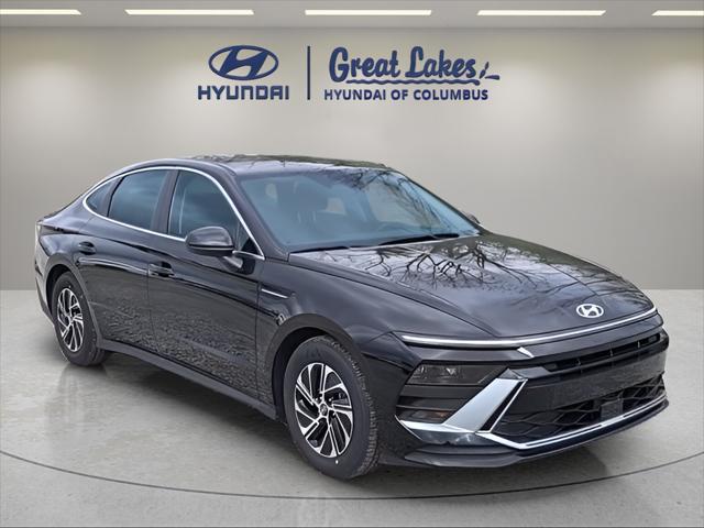 2026 Hyundai Sonata Hybrid Blue