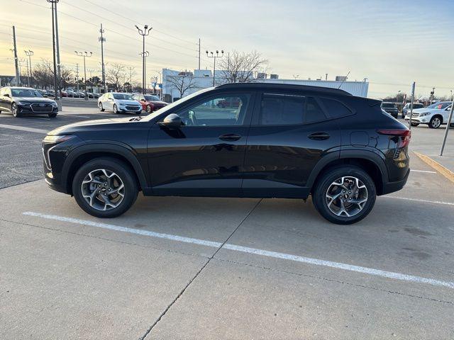 2025 Chevrolet Trax FWD LT