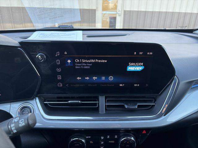 2025 Chevrolet Trax FWD LT