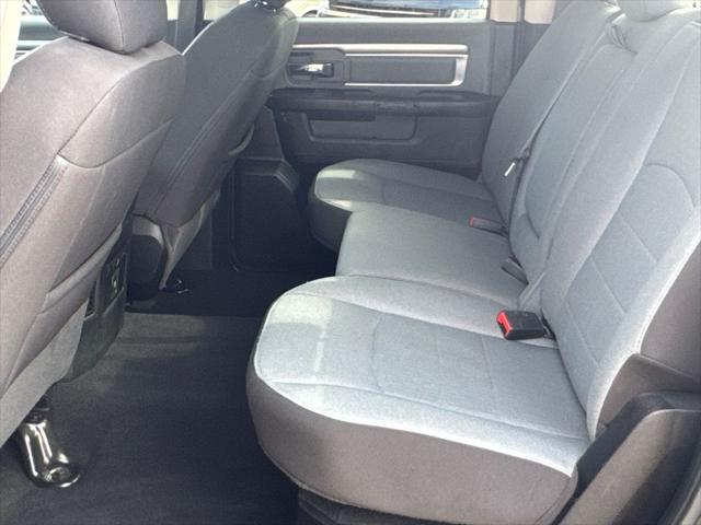 2023 Ram 1500 Classic SLT Crew Cab 4x4 5'7" Box