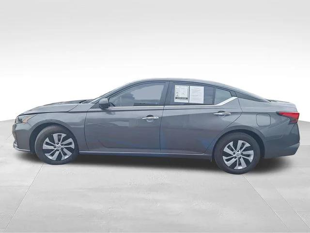 2025 Nissan Altima S FWD