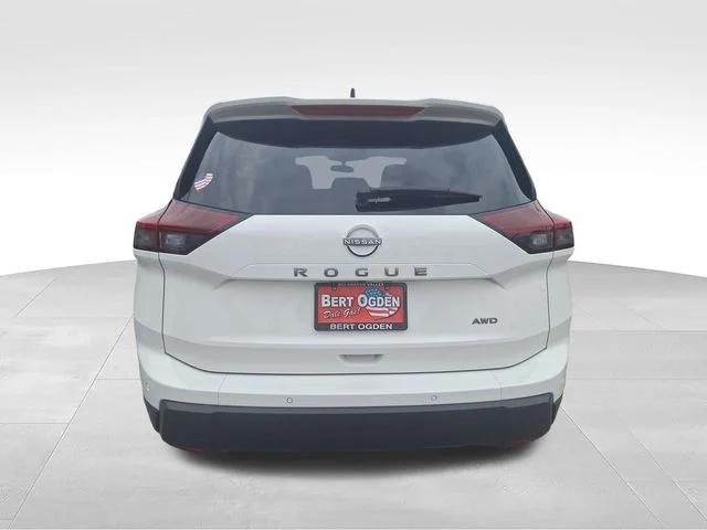 2025 Nissan Rogue S Intelligent AWD