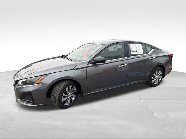 2025 Nissan Altima S FWD